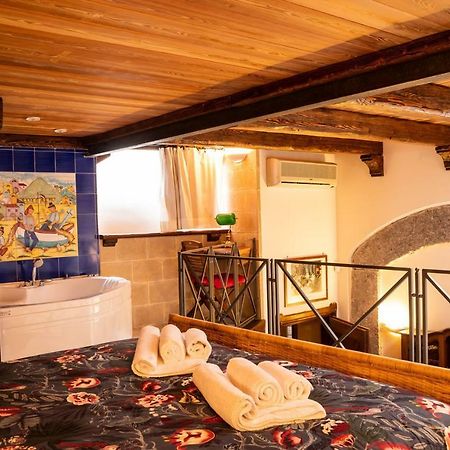 Suite Piazza del Gesù Napoli Esterno foto