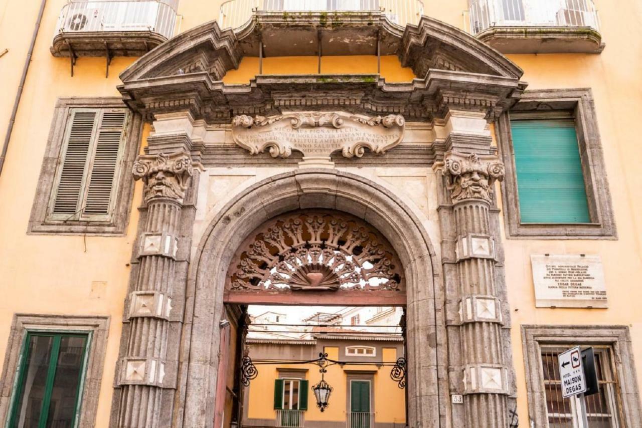 Suite Piazza del Gesù Napoli Esterno foto