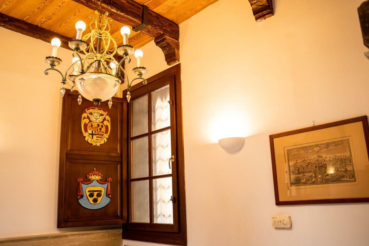 Suite Piazza del Gesù Napoli Esterno foto