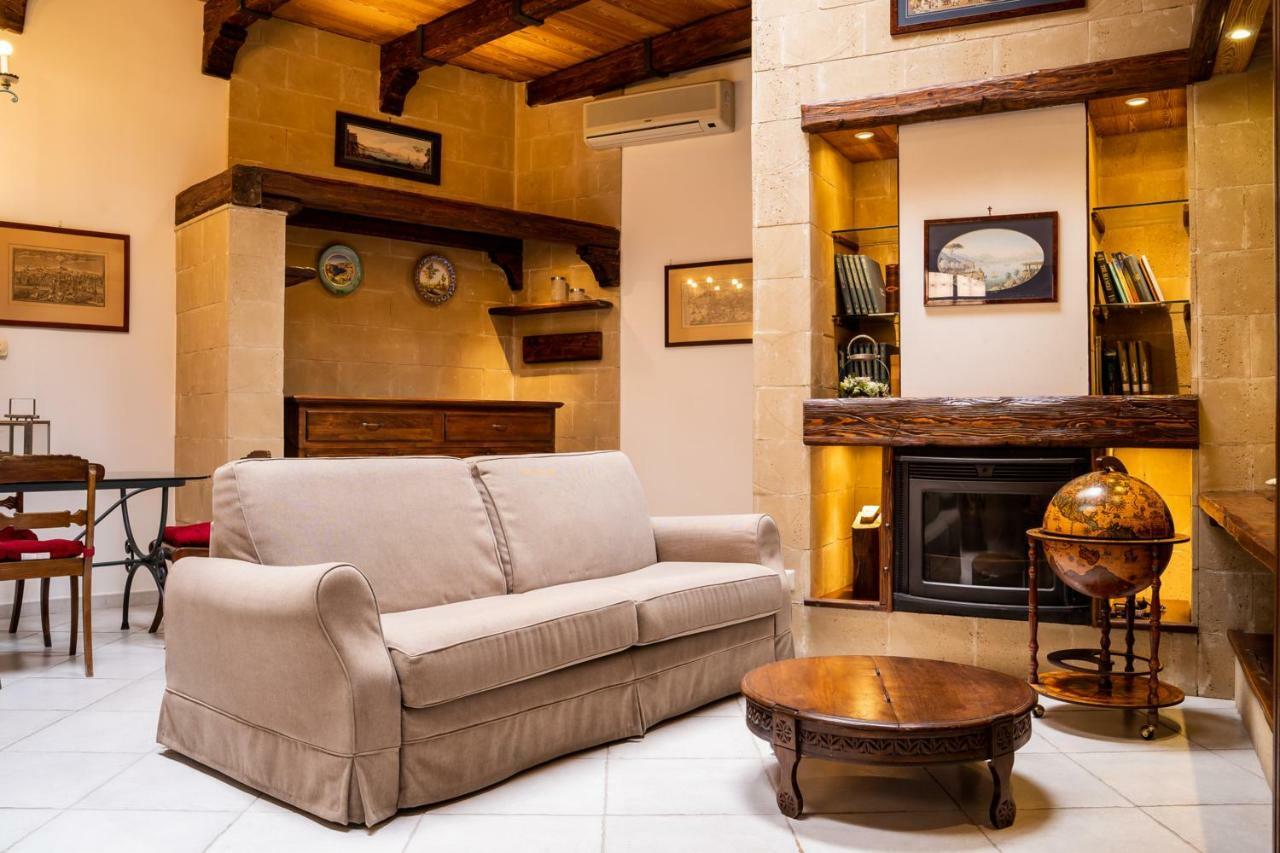 Suite Piazza del Gesù Napoli Esterno foto